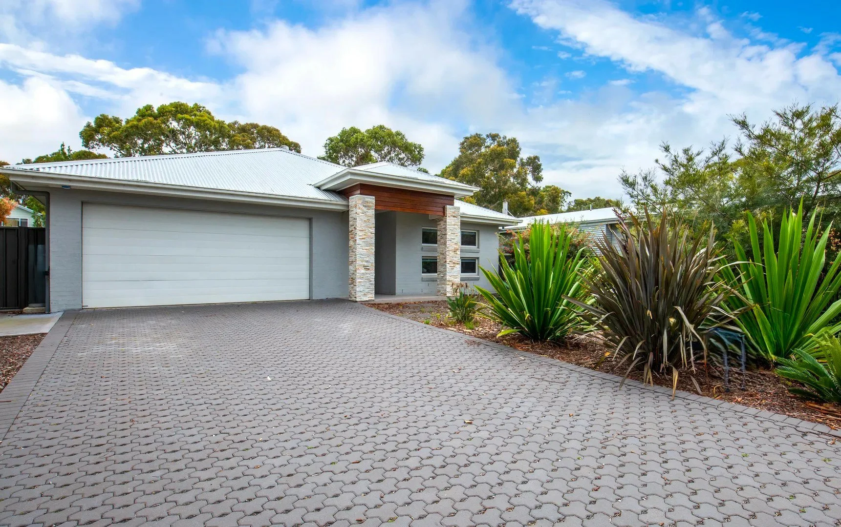 12 Sandlewood Cove, Callala Beach NSW 2540