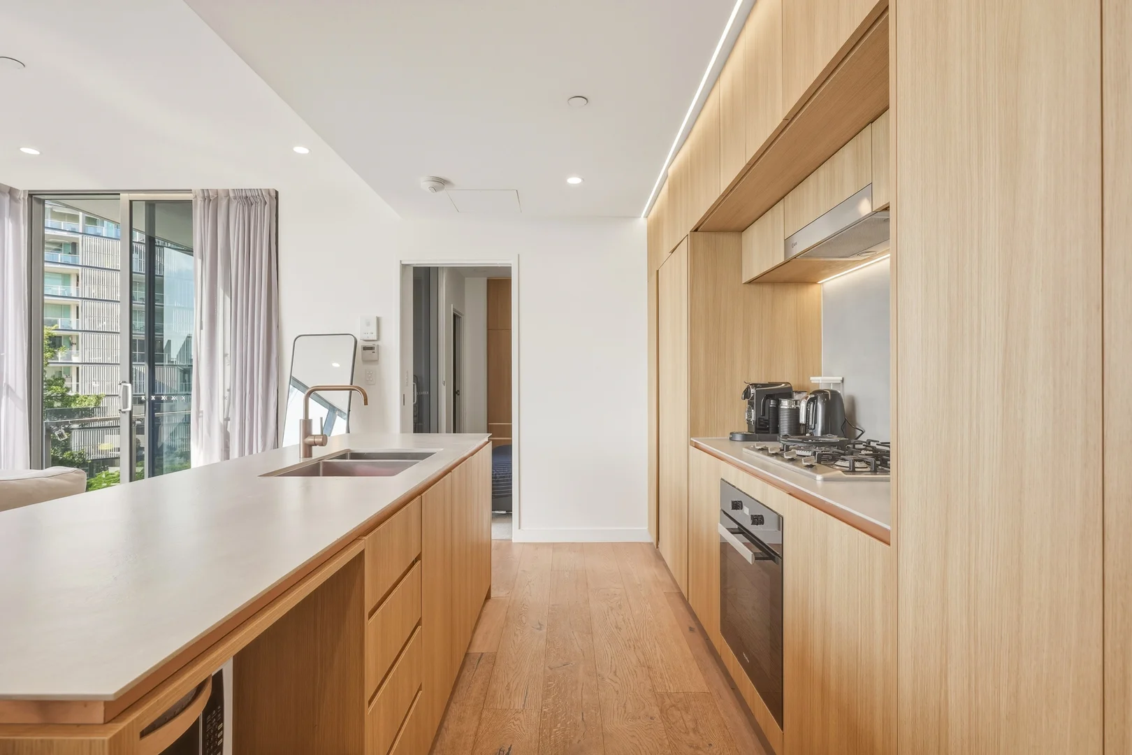 Additional image 3 of 604/66 Lambert St, Kangaroo Point QLD 4169