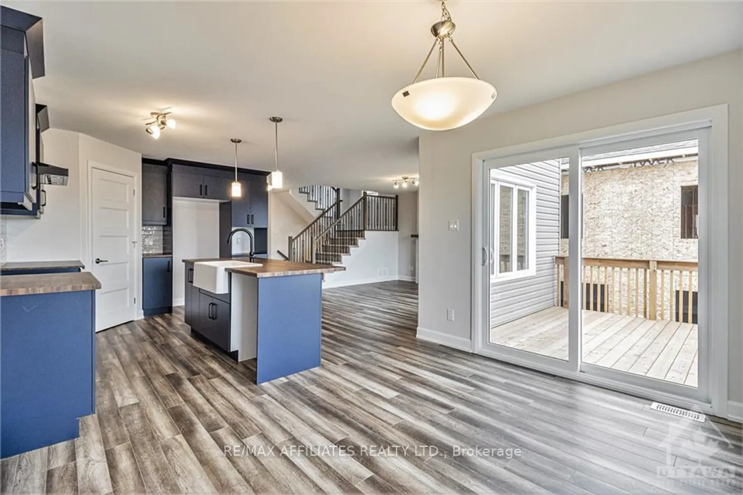 1205 Montblanc Crescent