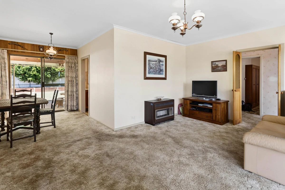 Additional image 5 of 19 Finsterwald Way, Fairview Park SA 5126