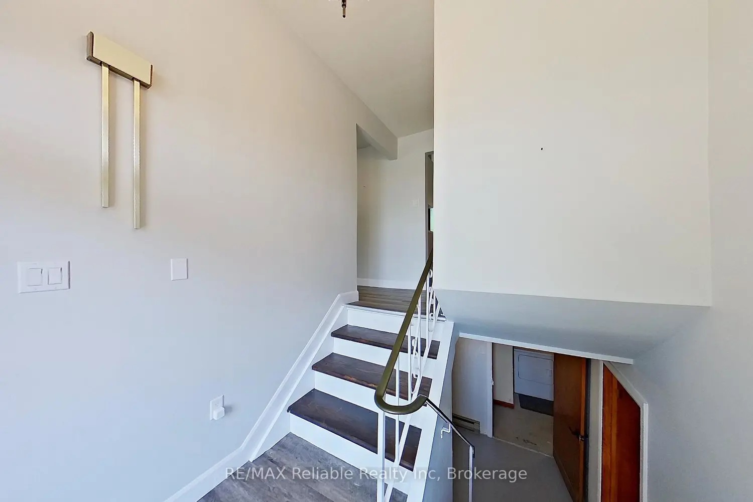Additional image 14 of 439 Queen Street