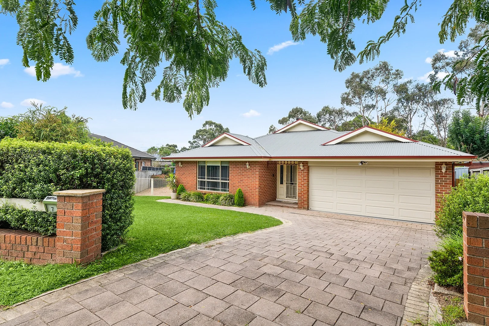 7 Walton Place, Moss Vale NSW 2577