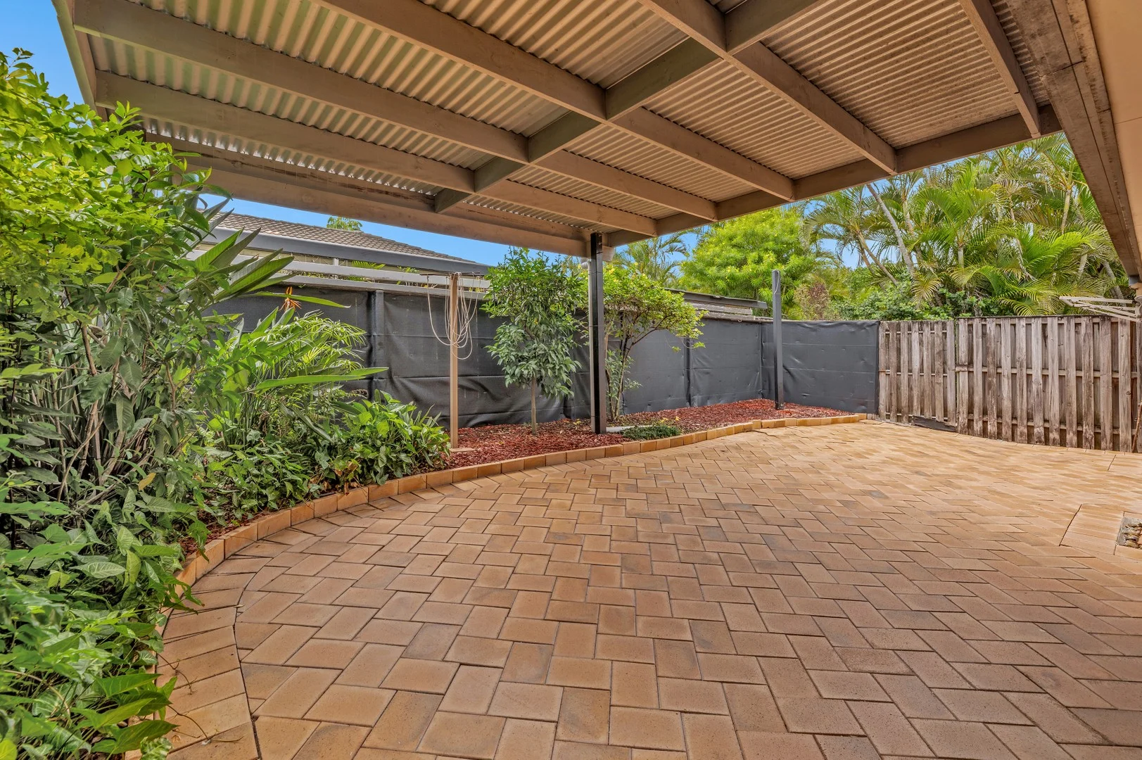 Additional image 2 of 1/29-31 Golden Palms Court, Ashmore QLD 4214