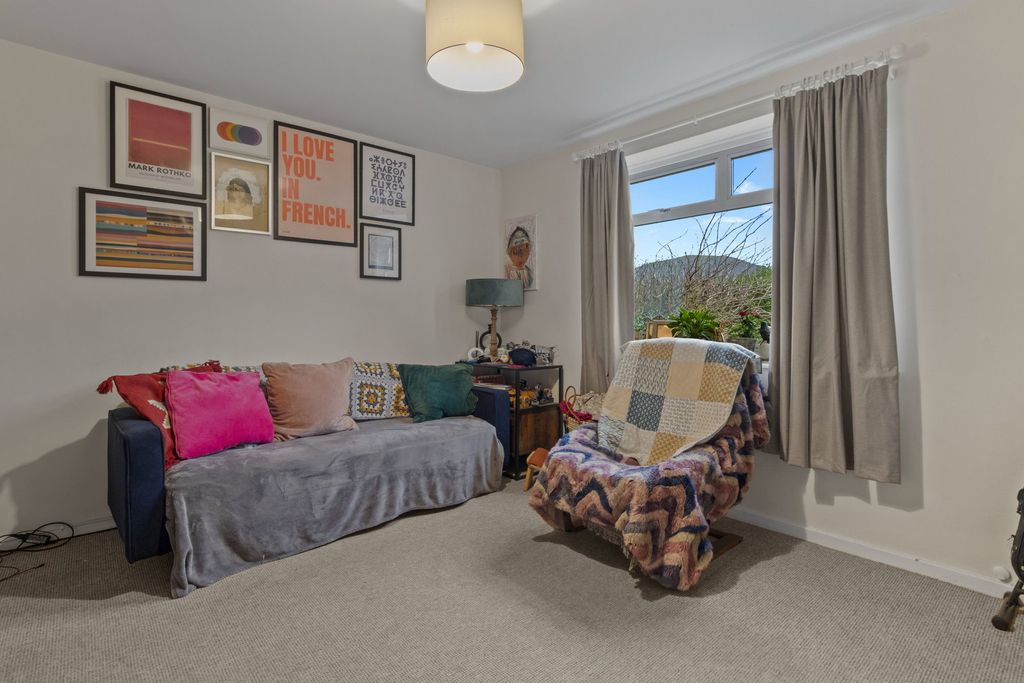 Additional image 5 of 3 bed semi-detached house for saleMoat Crescent, Malvern WR14
