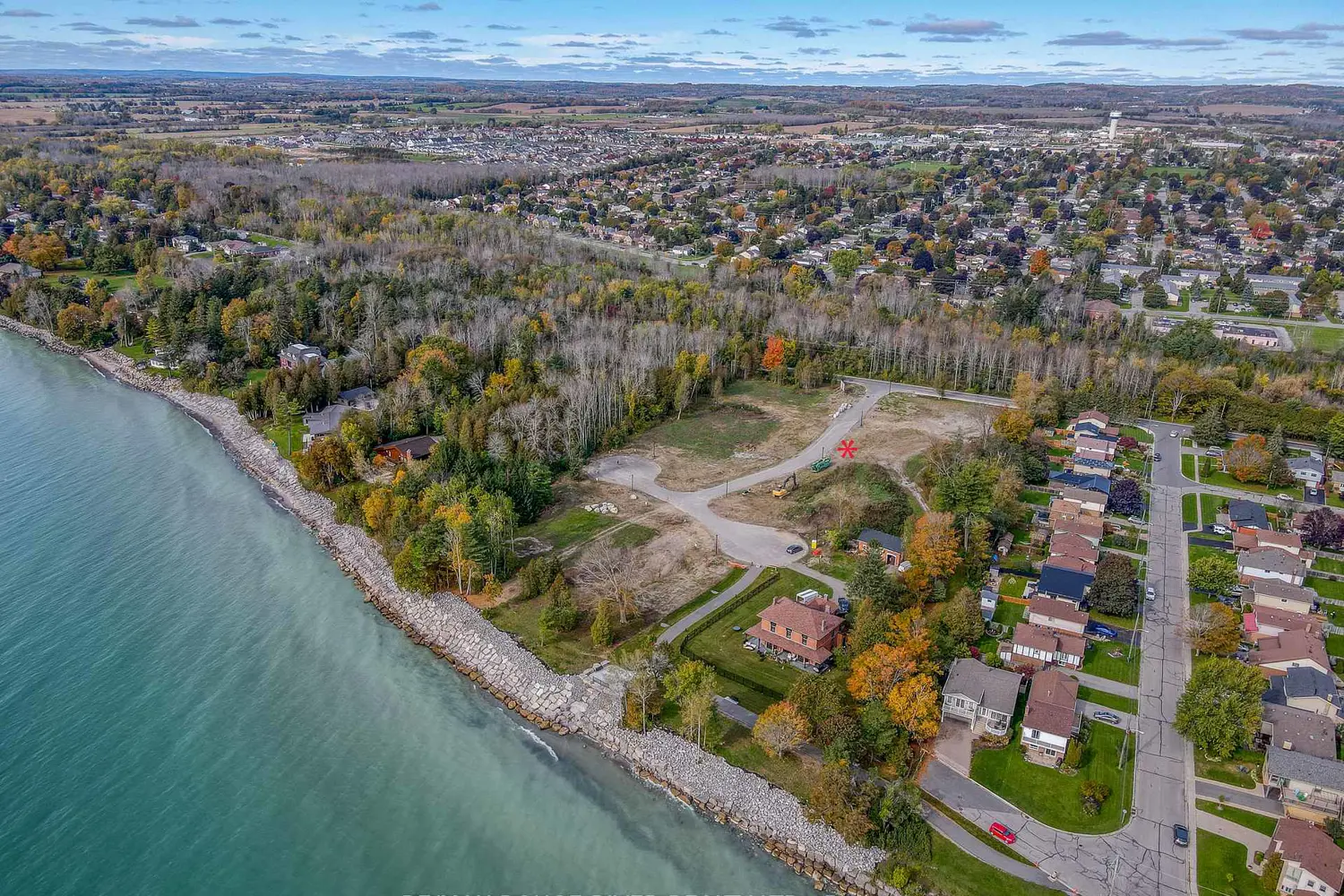 Additional image 2 of Lot 12 Suzanne Mess Boulevard