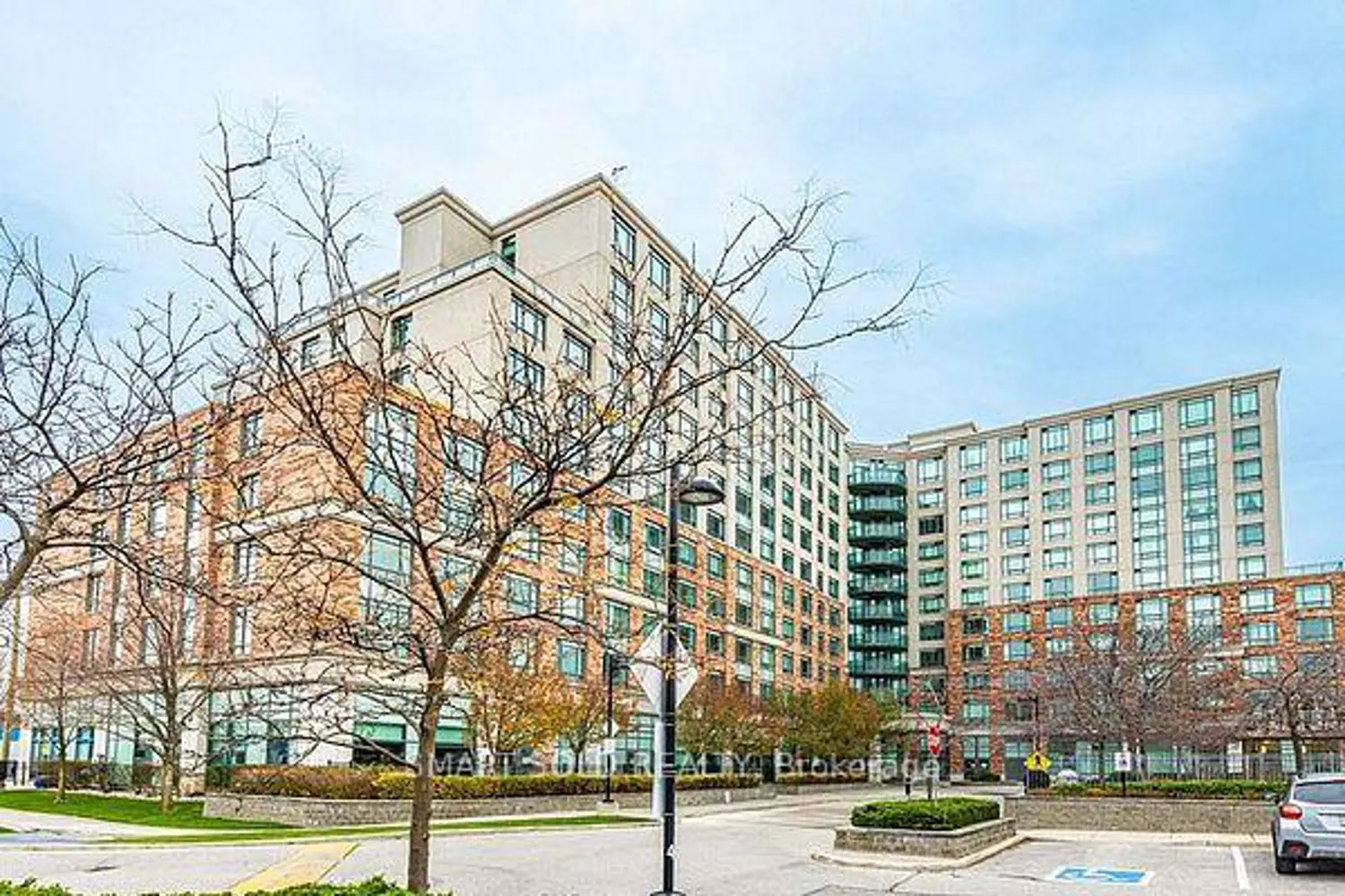 2020 Mcnicoll Avenue 728