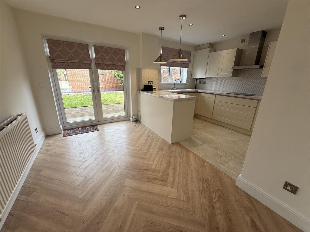 Additional image 3 of 3 bed detached house for saleClos Y Gelli, Llanelli SA14