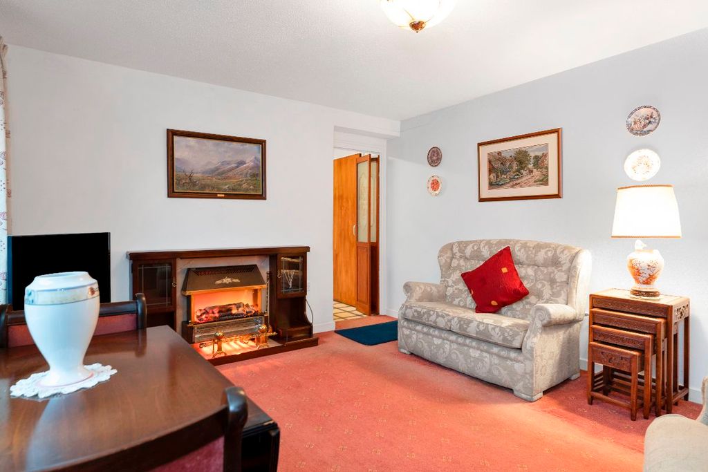 Additional image 10 of 2 bed flat for sale29 Rose Park, Peebles EH45