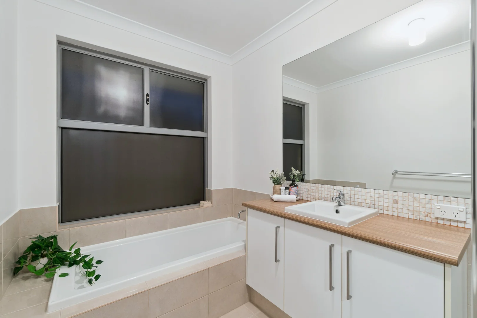 Additional image 31 of 115 Barbarossa Drive, Caversham WA 6055