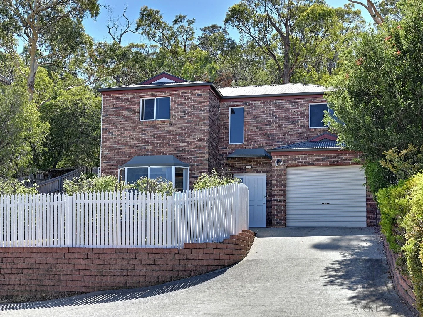 2/91 Gordons Hill Road, Lindisfarne TAS 7015