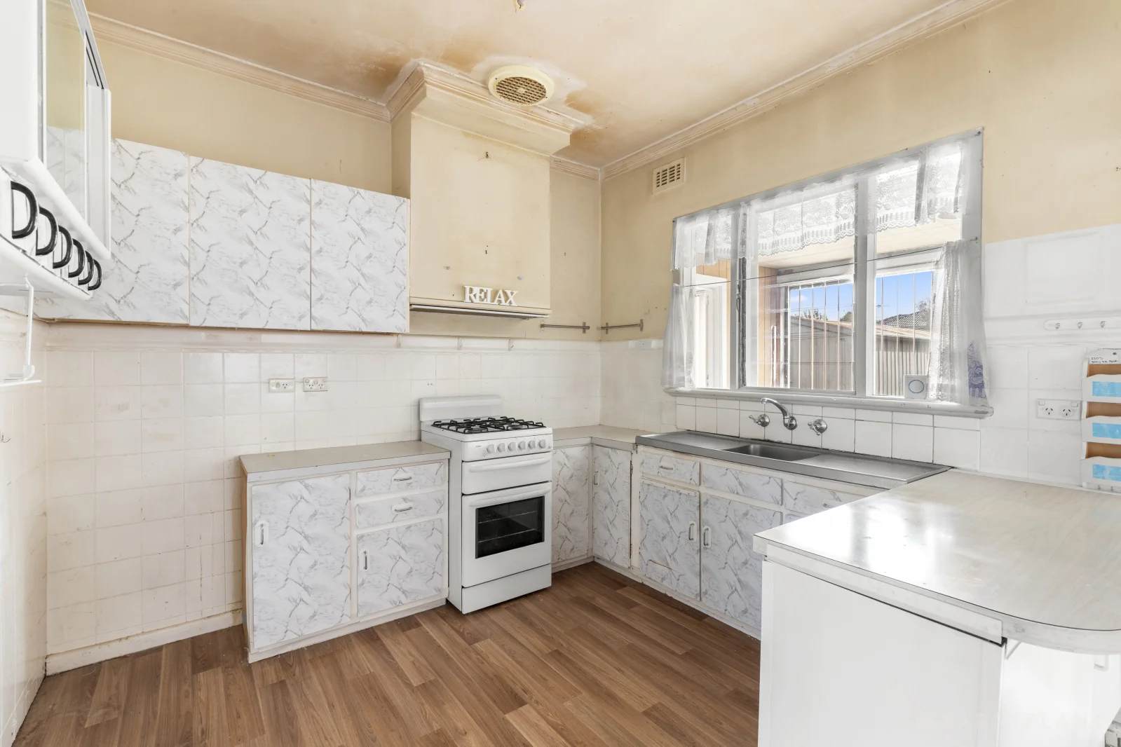 9 Nash Street, Springvale VIC 3171 photo 4