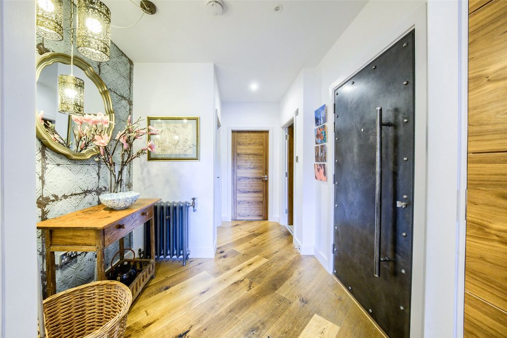 Additional image 14 of 2 bed flat for sale21-23 St. Pauls Square, Jewellery Quarter, Birmingham, West Midlands B3