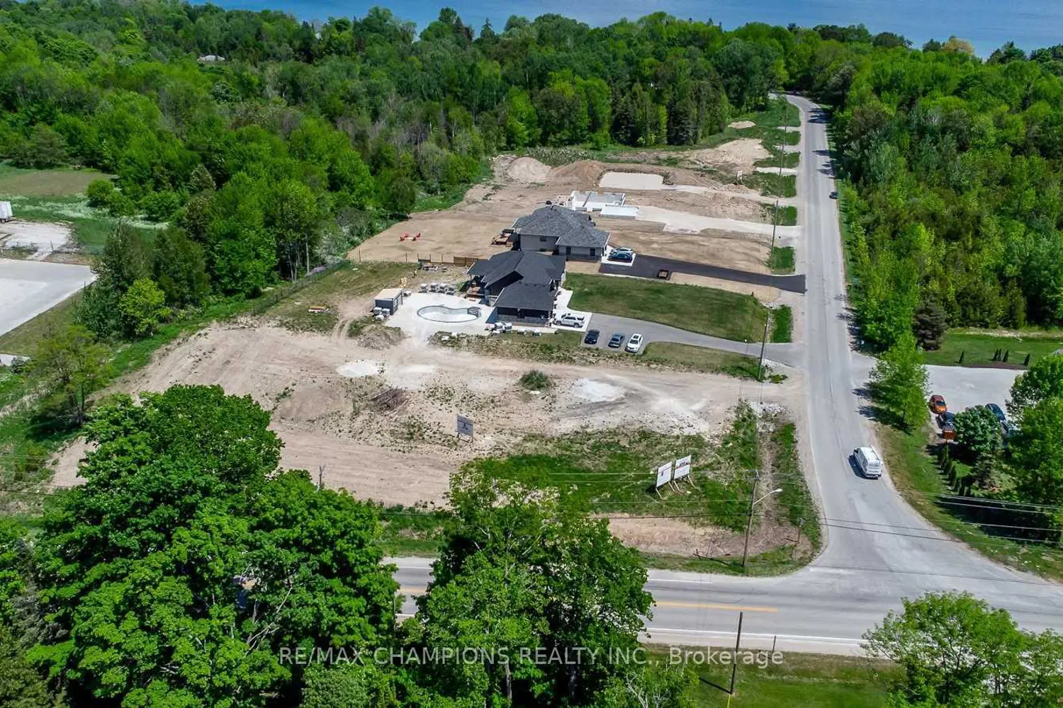 Additional image 3 of 106 Balmy Beach Road