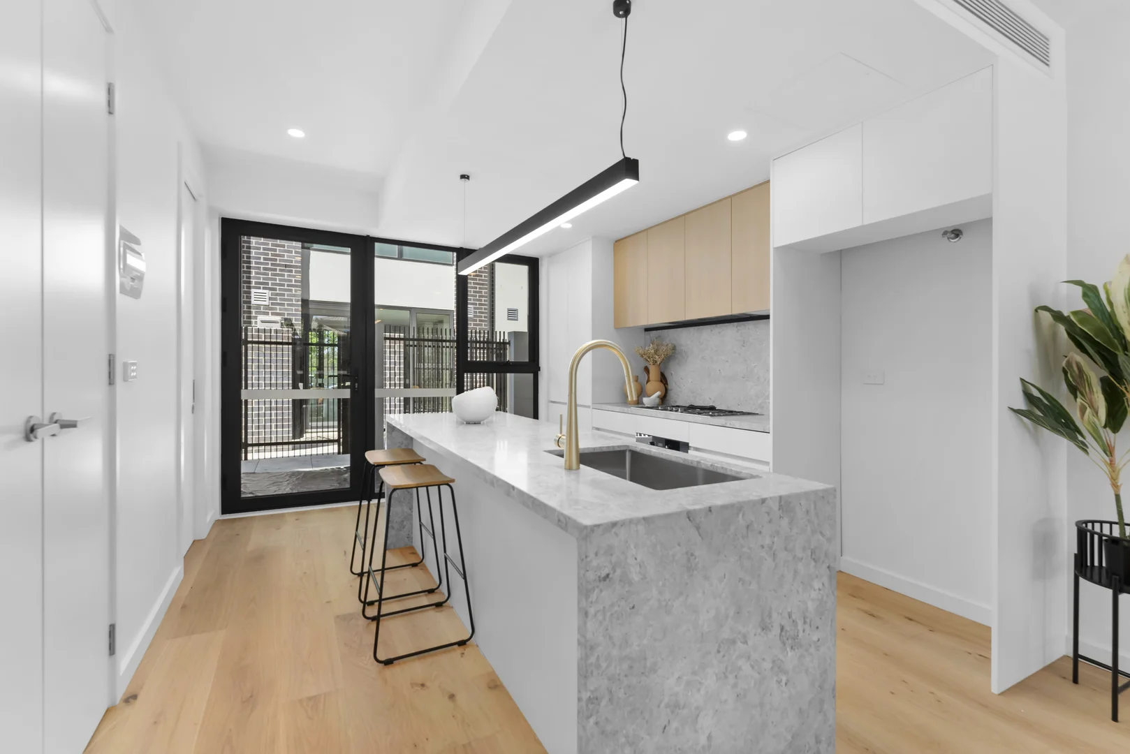 Additional image 4 of 16/19 Whitehorse Road, Blackburn VIC 3130