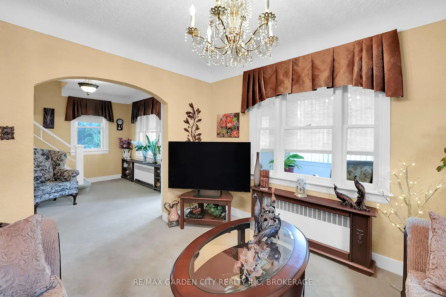 248 Wallace Avenue photo 4