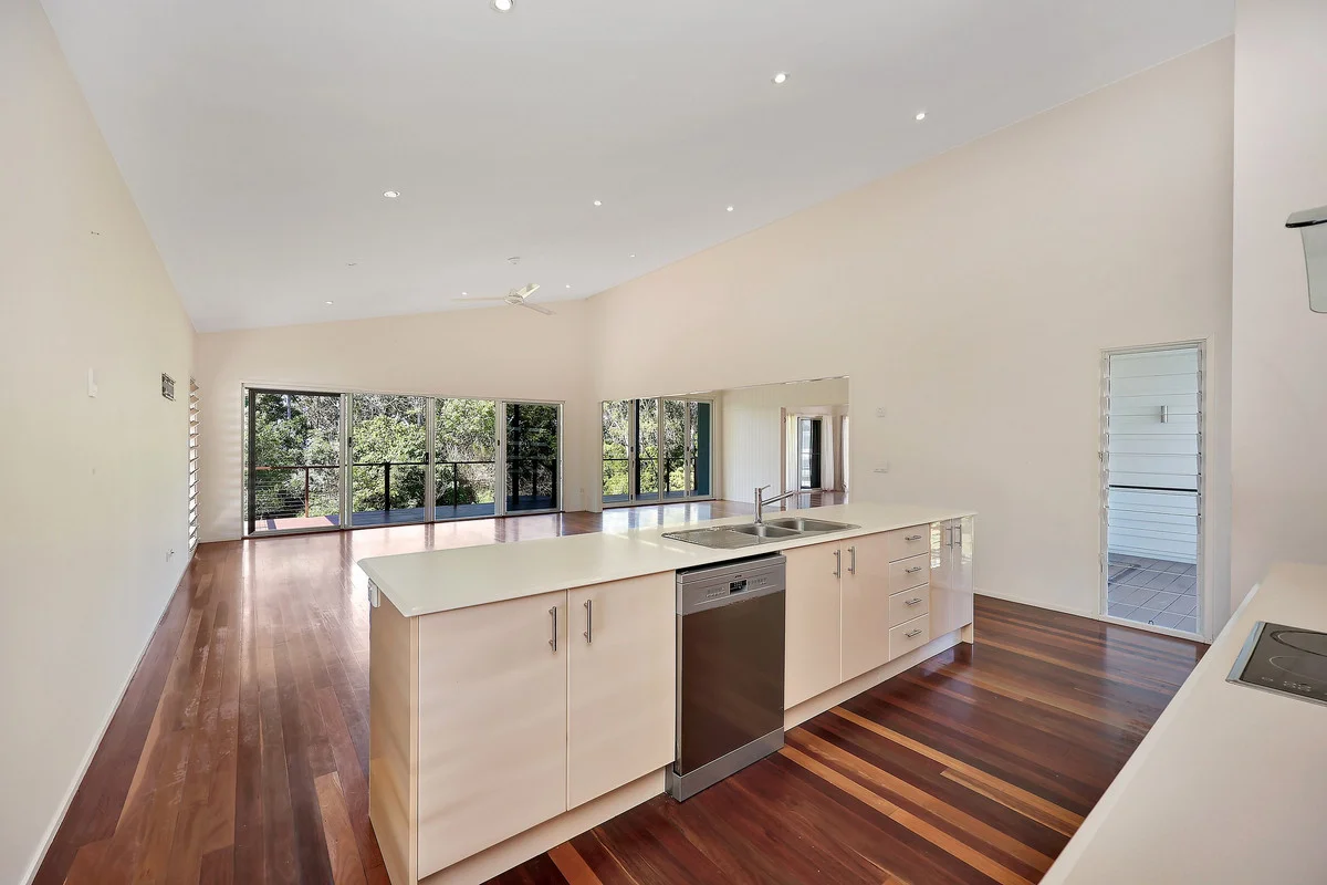 Additional image 8 of 178 Kingfisher Parade, Toogoom QLD 4655