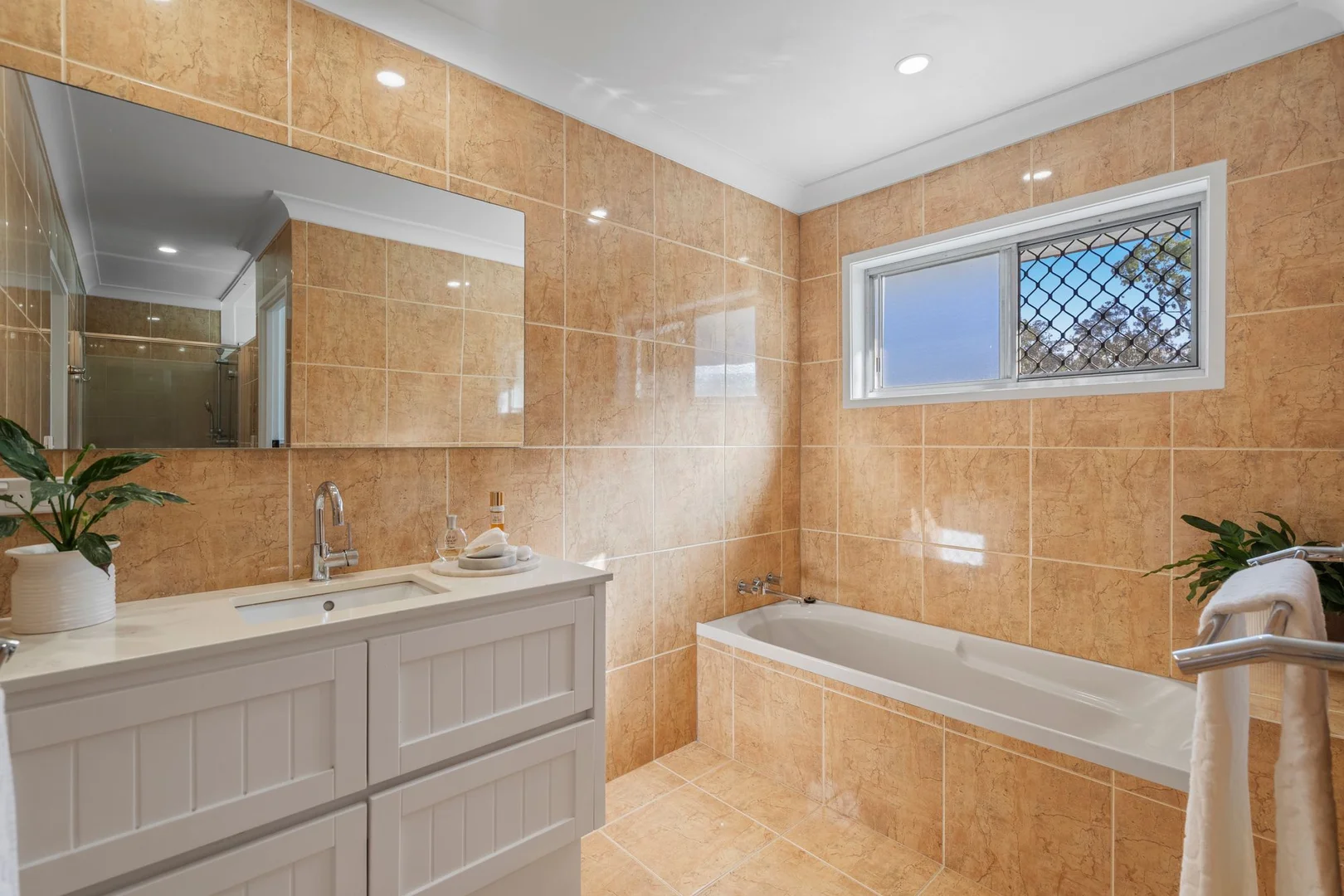 Additional image 15 of 8 Clifton Street, Biggera Waters QLD 4216
