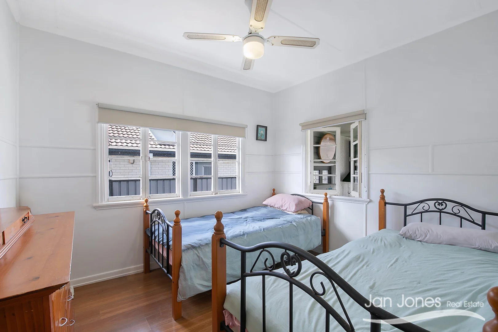 Additional image 9 of 107 Eversleigh Road, Scarborough QLD 4020