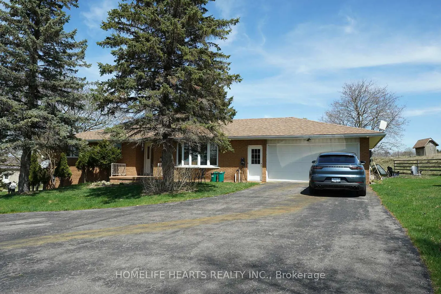 384 Zephyr Road photo 3