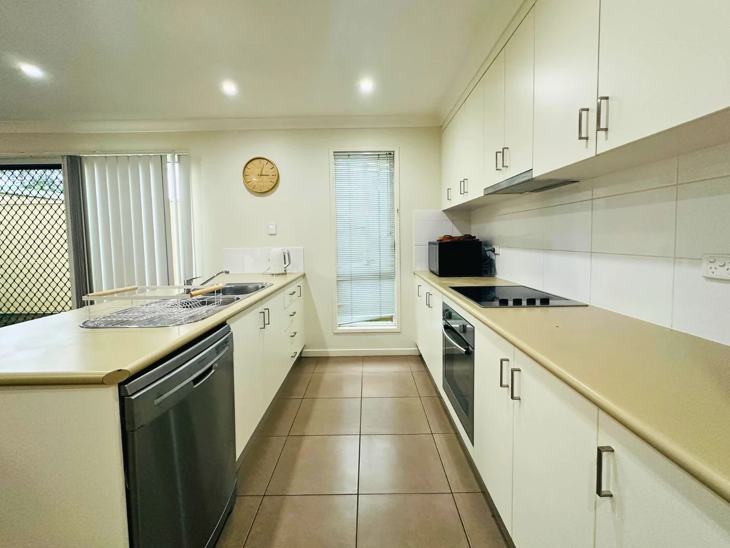 Additional image 11 of 4/19 Oxley Drive, Moranbah QLD 4744
