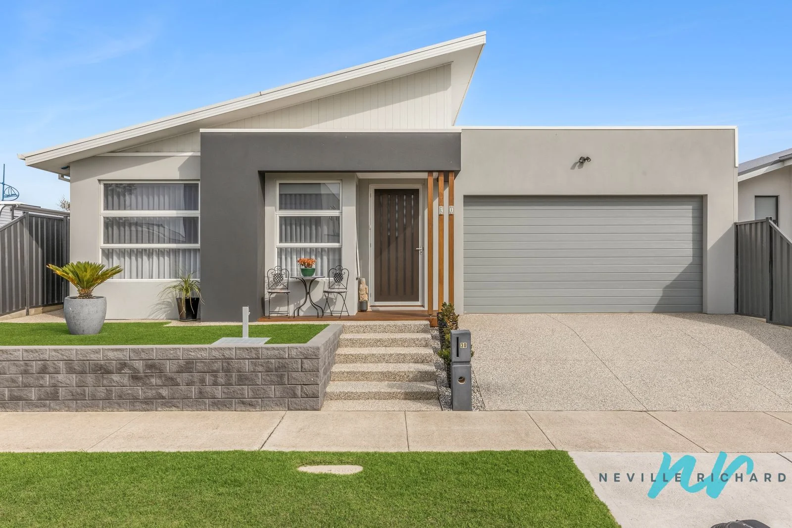 30 Miranda Crescent, St Leonards VIC 3223