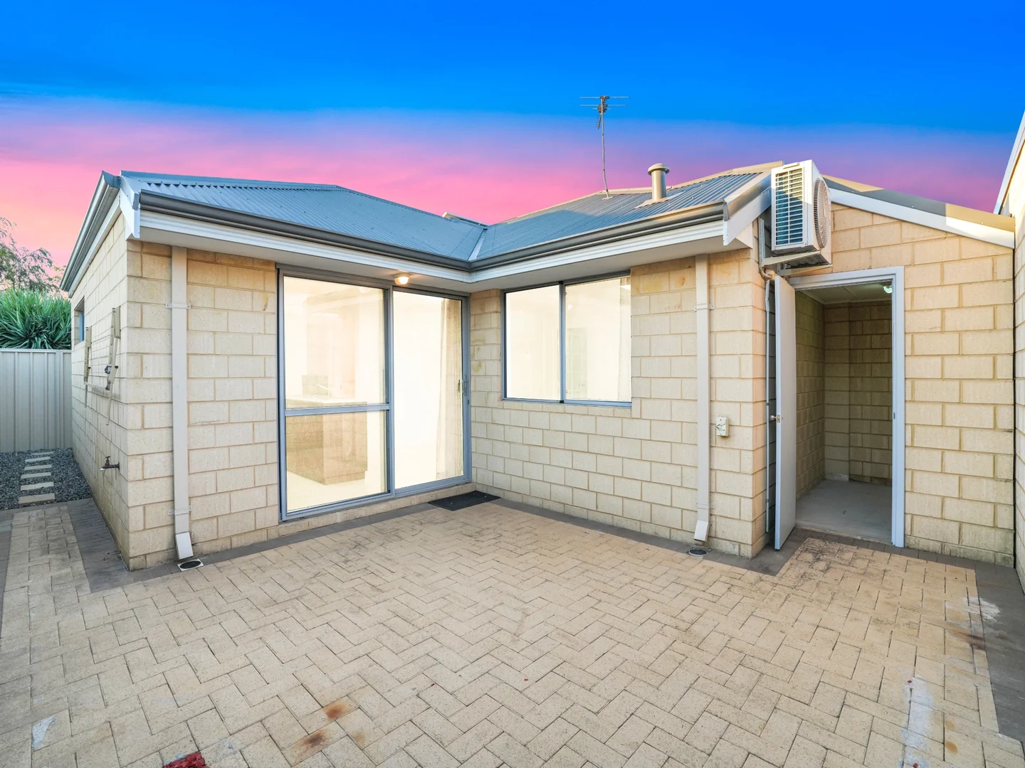 Additional image 26 of 9/20 Gladstone Road, Armadale WA 6112