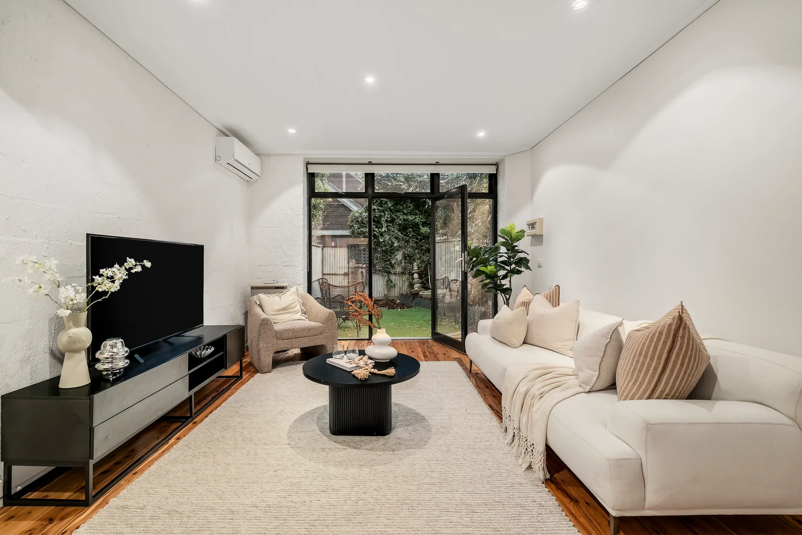 Additional image 3 of 1/52A Lyndhurst Street, Richmond VIC 3121