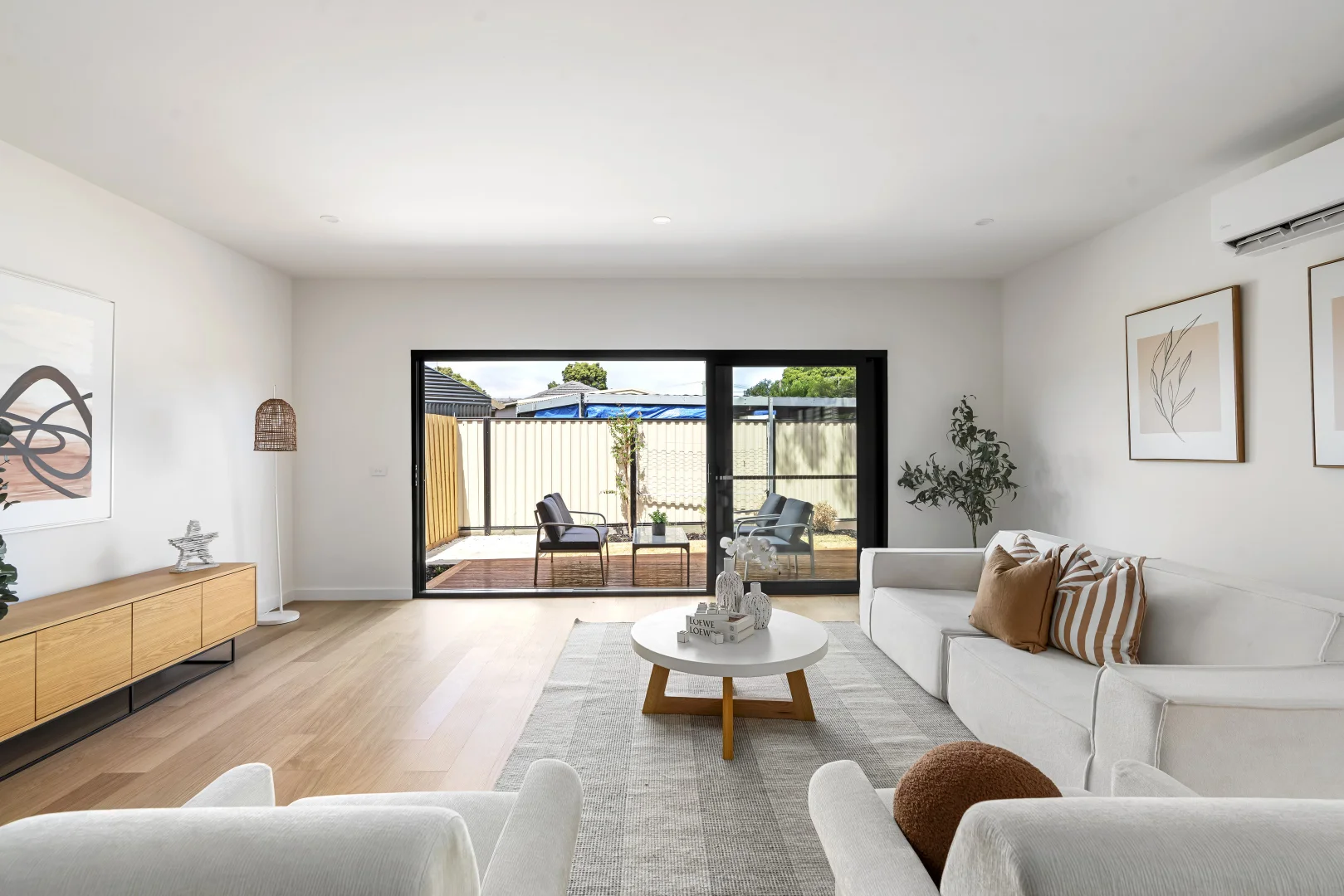 1B/1 Liston Avenue, Reservoir VIC 3073 photo 3