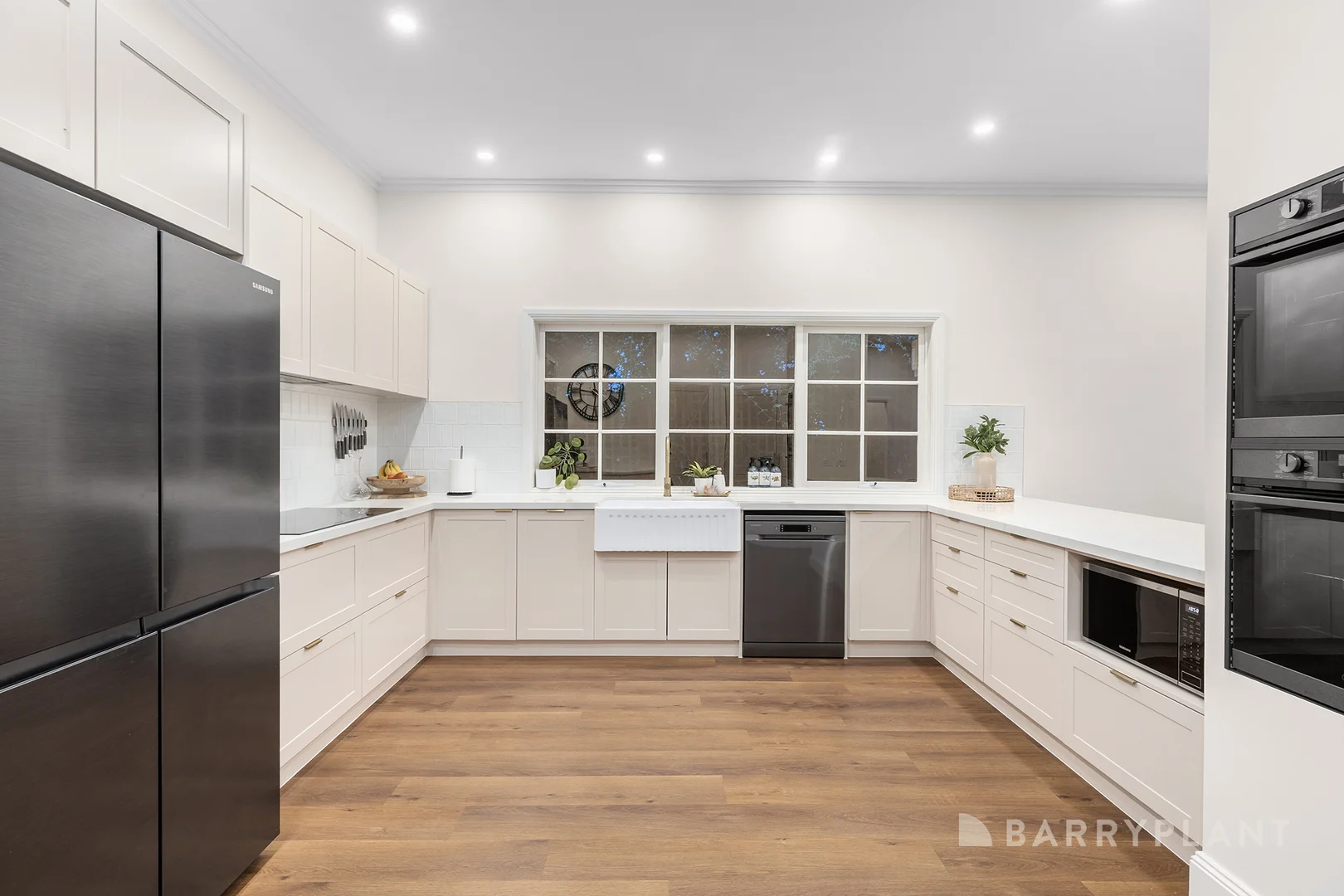 Additional image 3 of 16 Parry Drive, Mooroolbark VIC 3138
