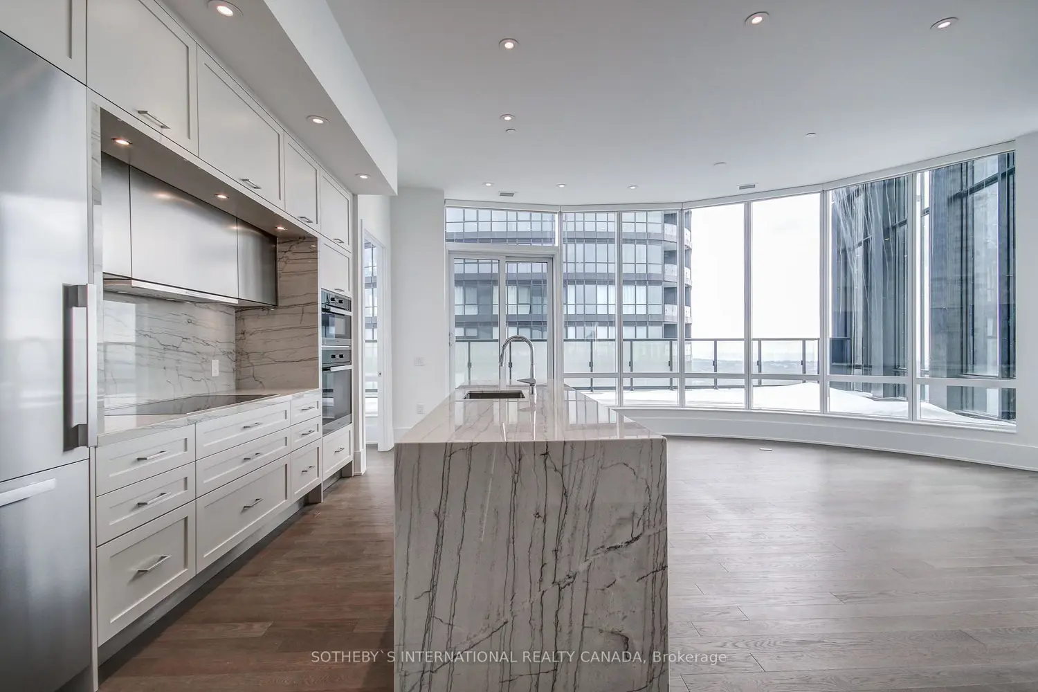 575 Bloor Street Ph07 photo 3