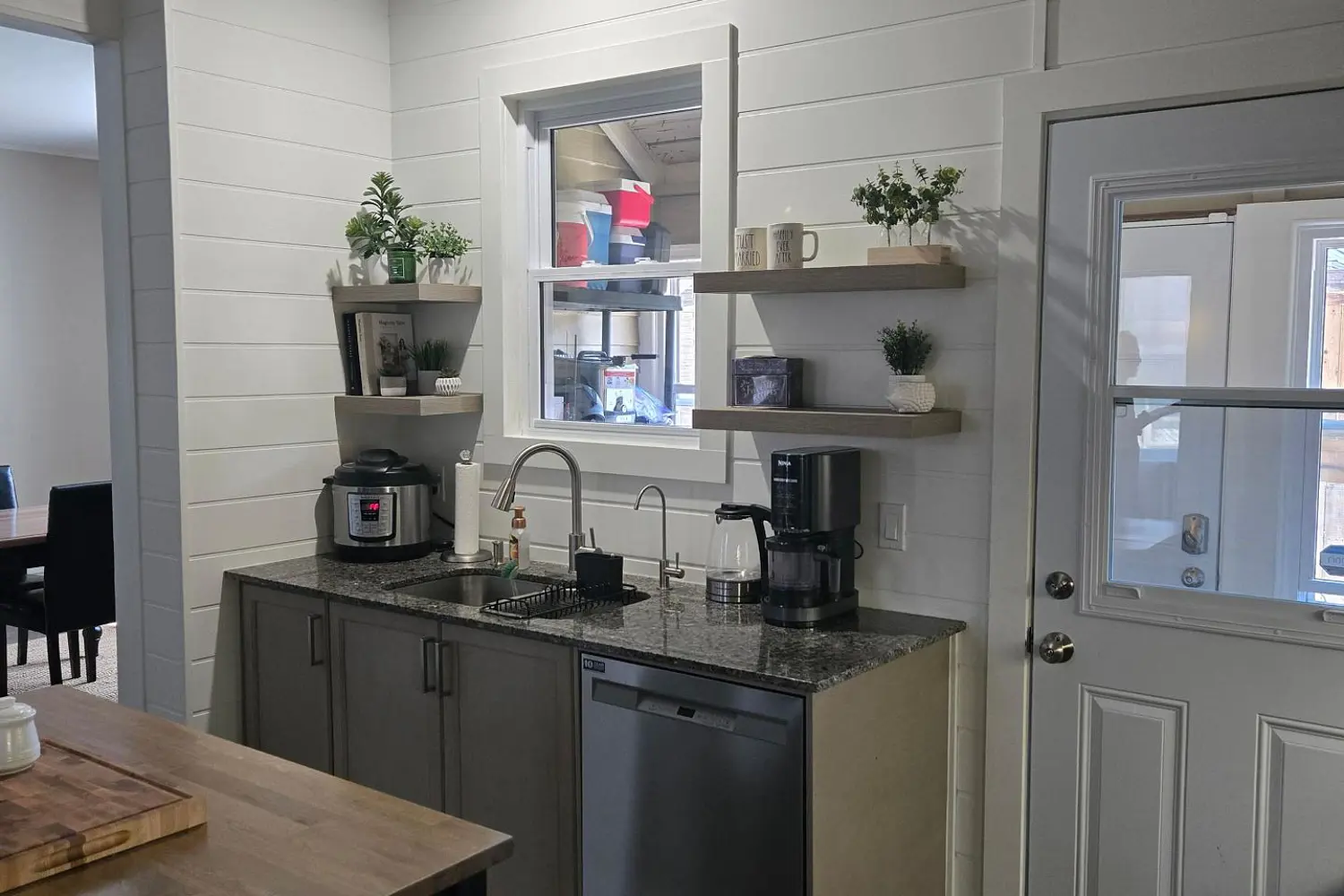 14 Rutherford Avenue photo 5