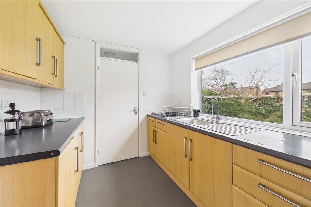 Additional image 13 of 3 bed semi-detached house for saleShaplands, Stoke Bishop, Bristol BS9