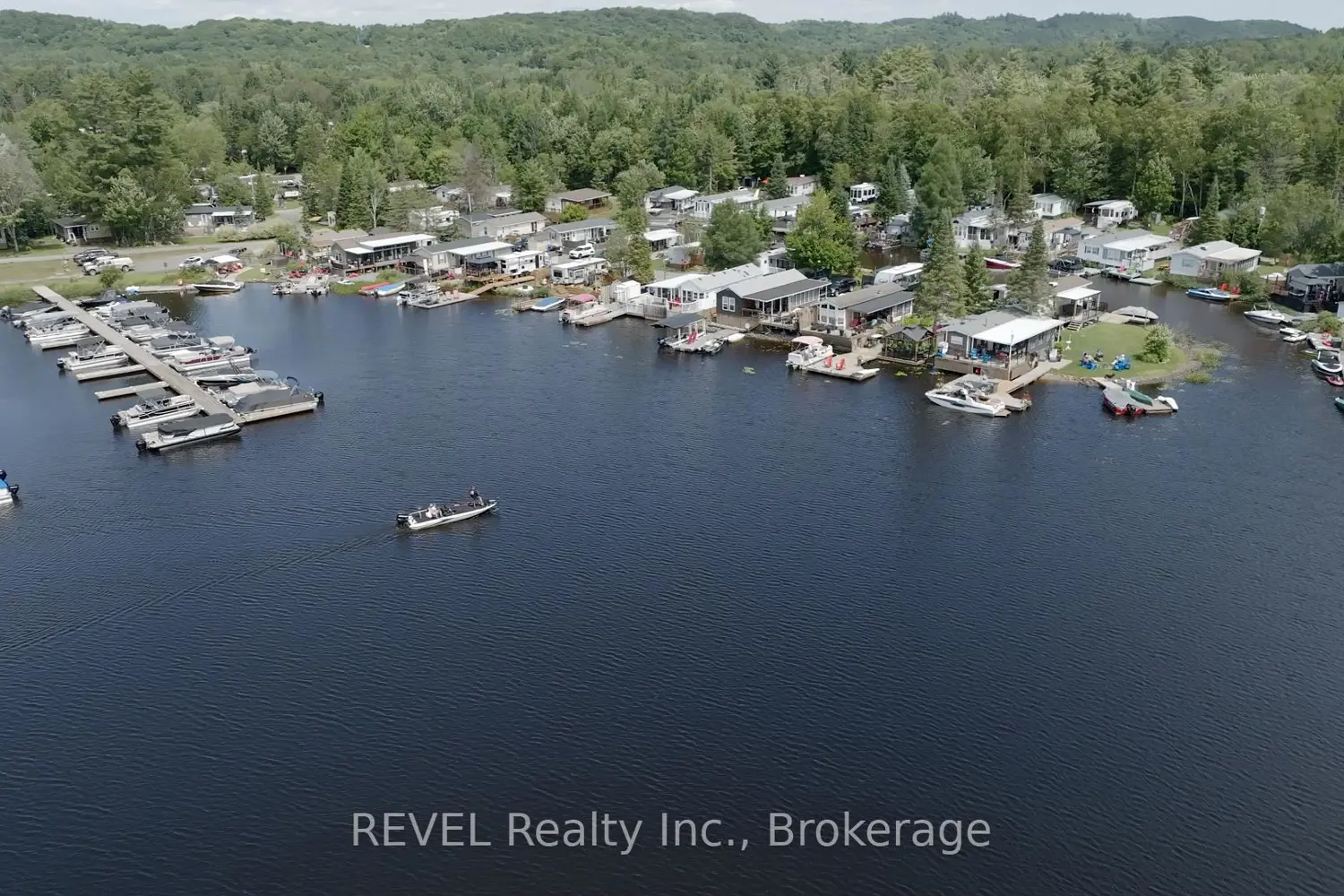 85 Hutchinson Beach Road B56 photo 3