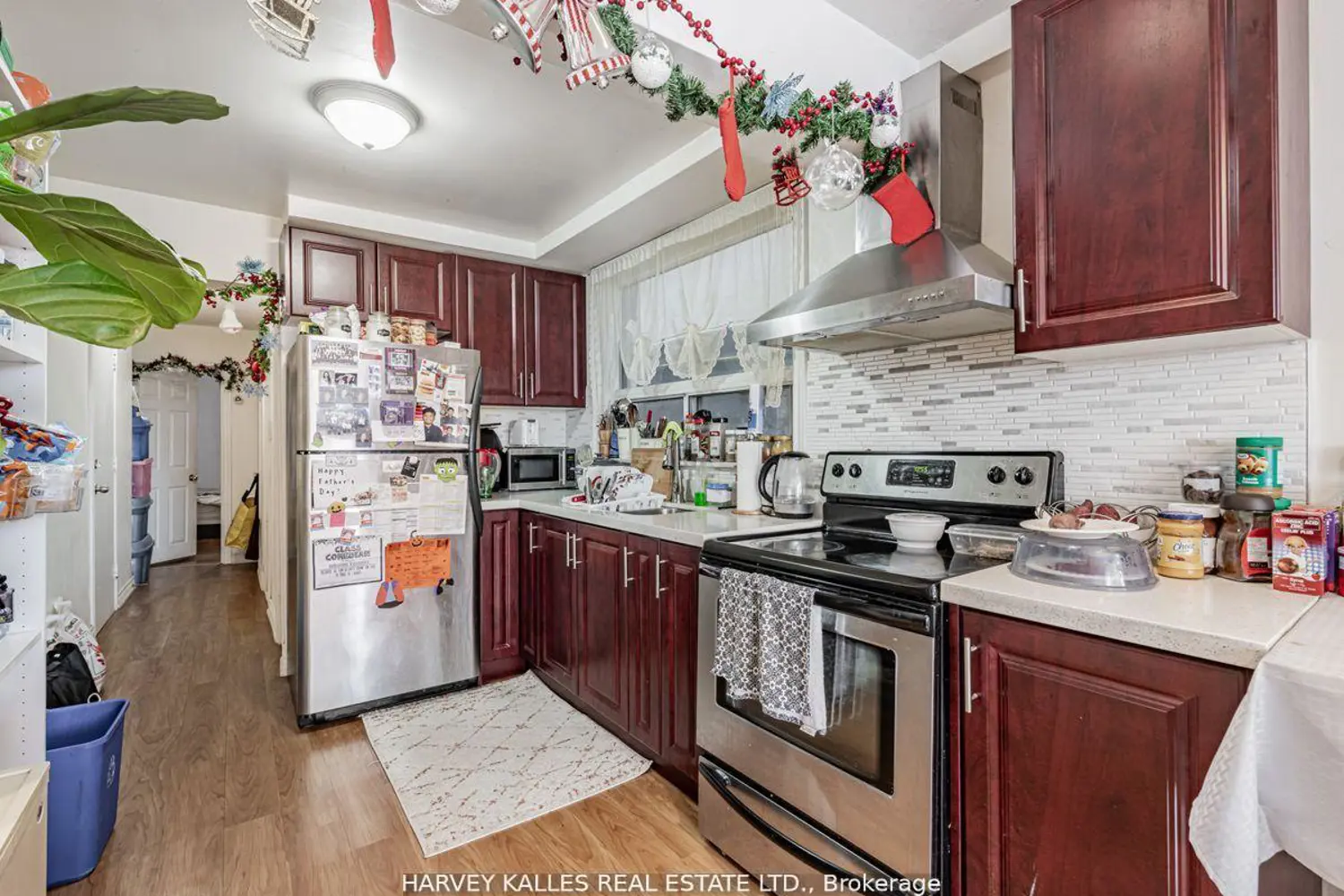 6 Carrington Avenue photo 3