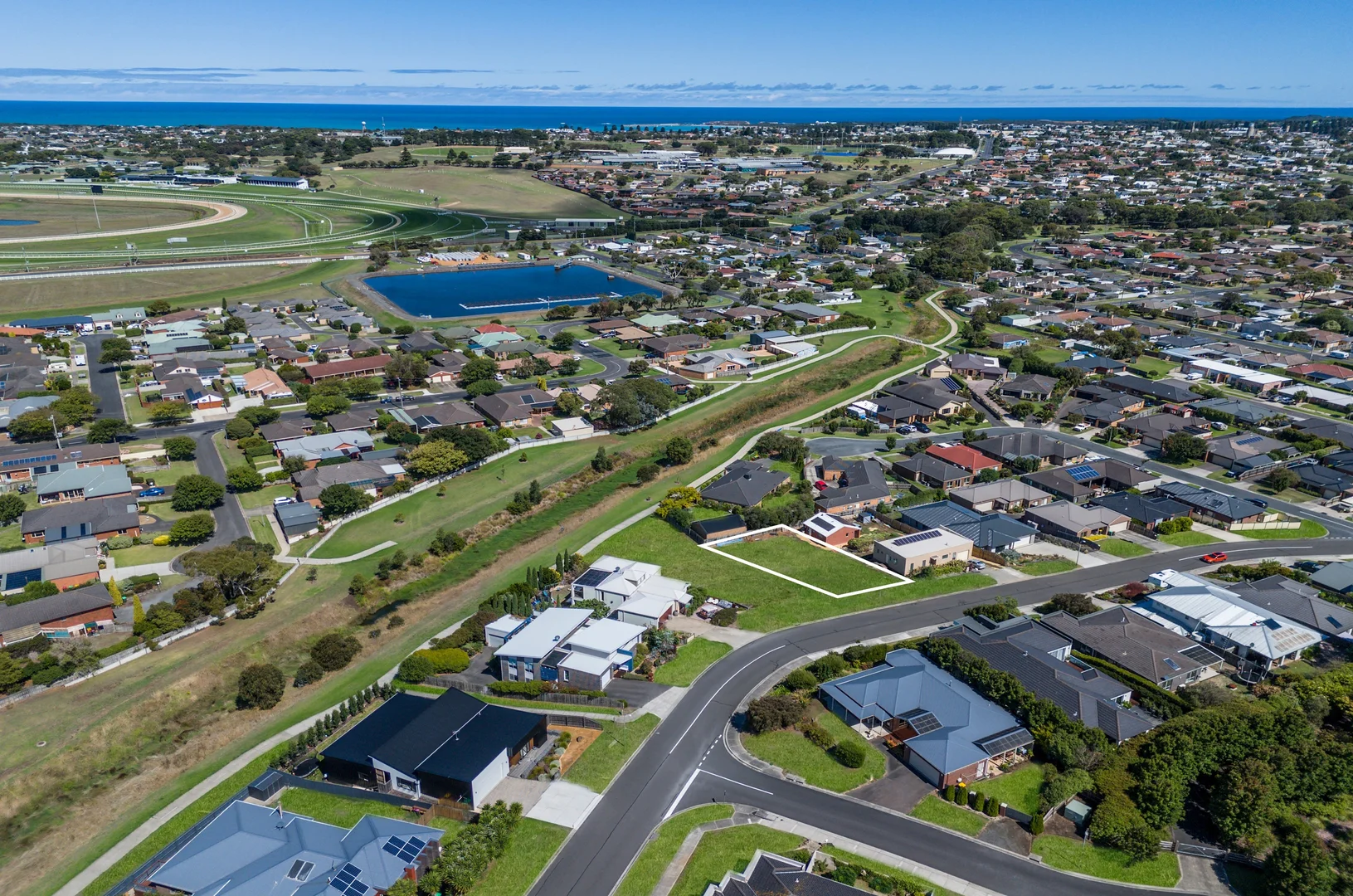 18 Cherlin Drive, Warrnambool VIC 3280 photo 2