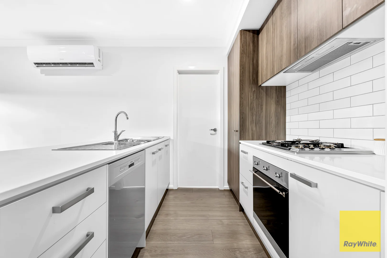 Additional image 4 of 28 Stevo Way, Fraser Rise VIC 3336
