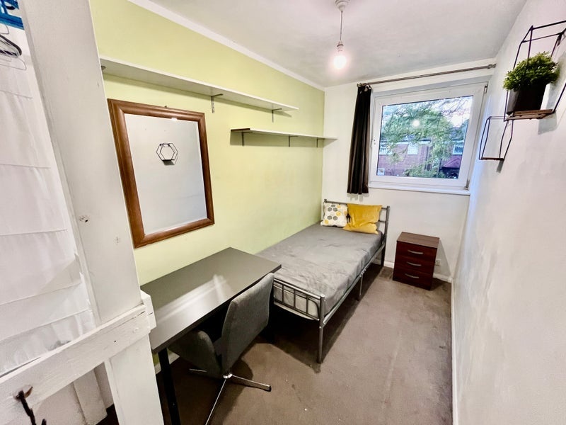Additional image 8 of Room in a Shared Flat, St Marychurch St, SE16, N1 7GU