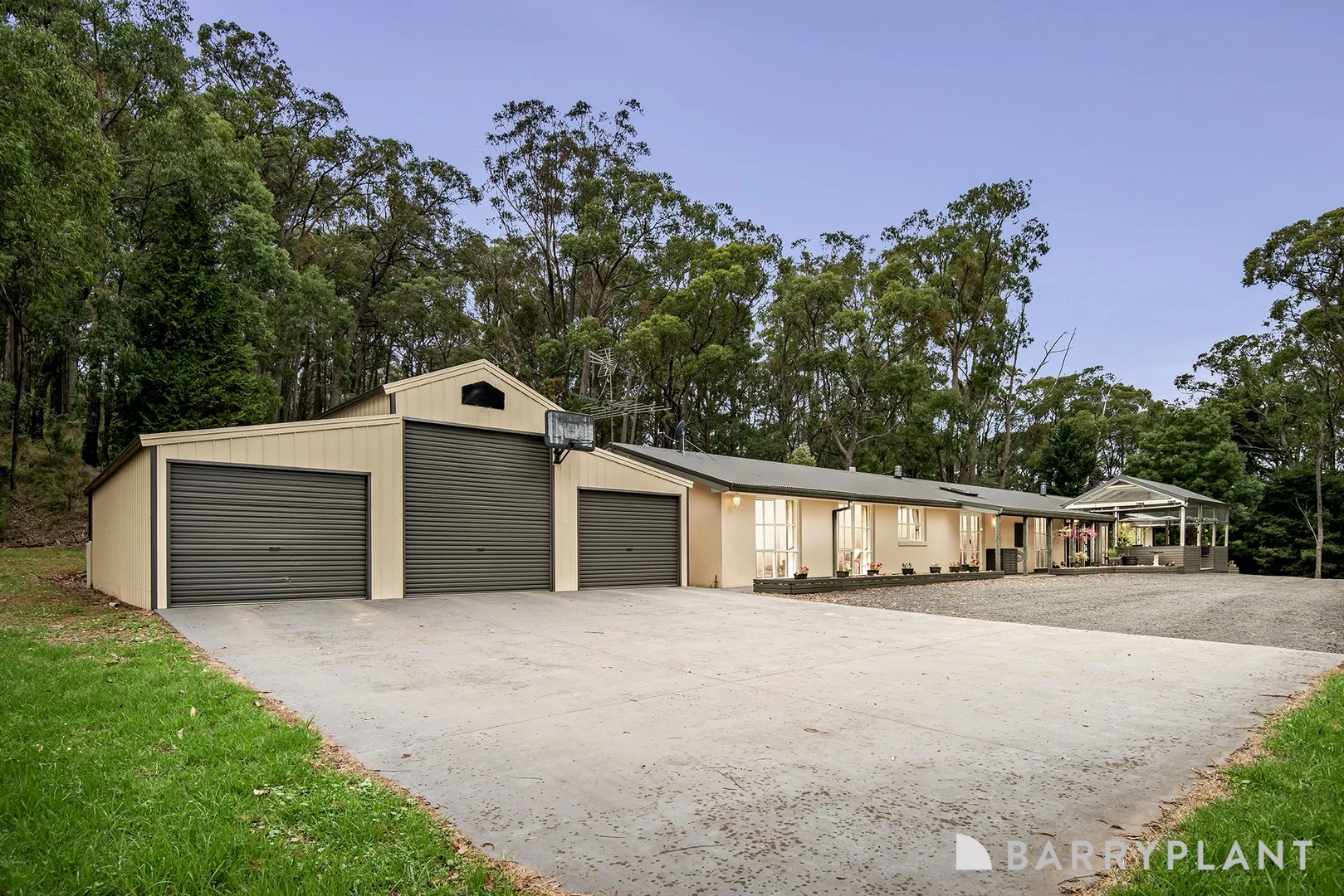 280 Mann Road, Pakenham Upper VIC 3810