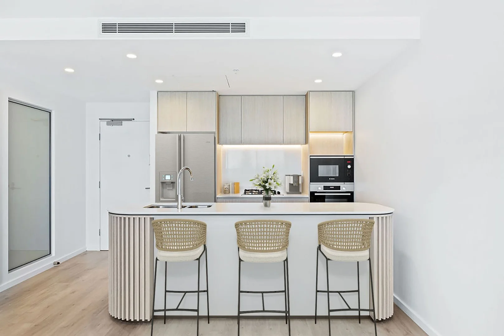 505/180 Marine Parade, Labrador QLD 4215 photo 2