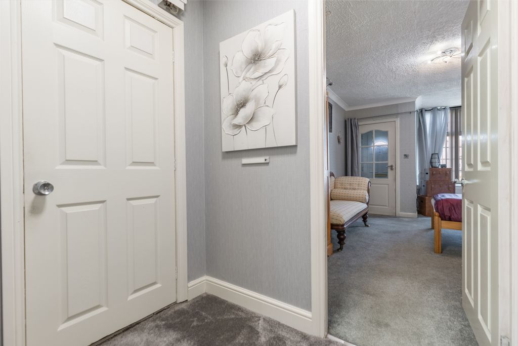 Additional image 14 of 2 bed flat for saleMain Street, Jamestown G83