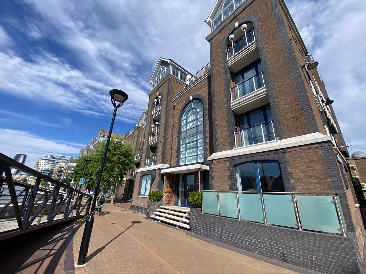 Additional image 11 of 2 Bed Flat, Plantation Wharf, SW11, N1 7GU