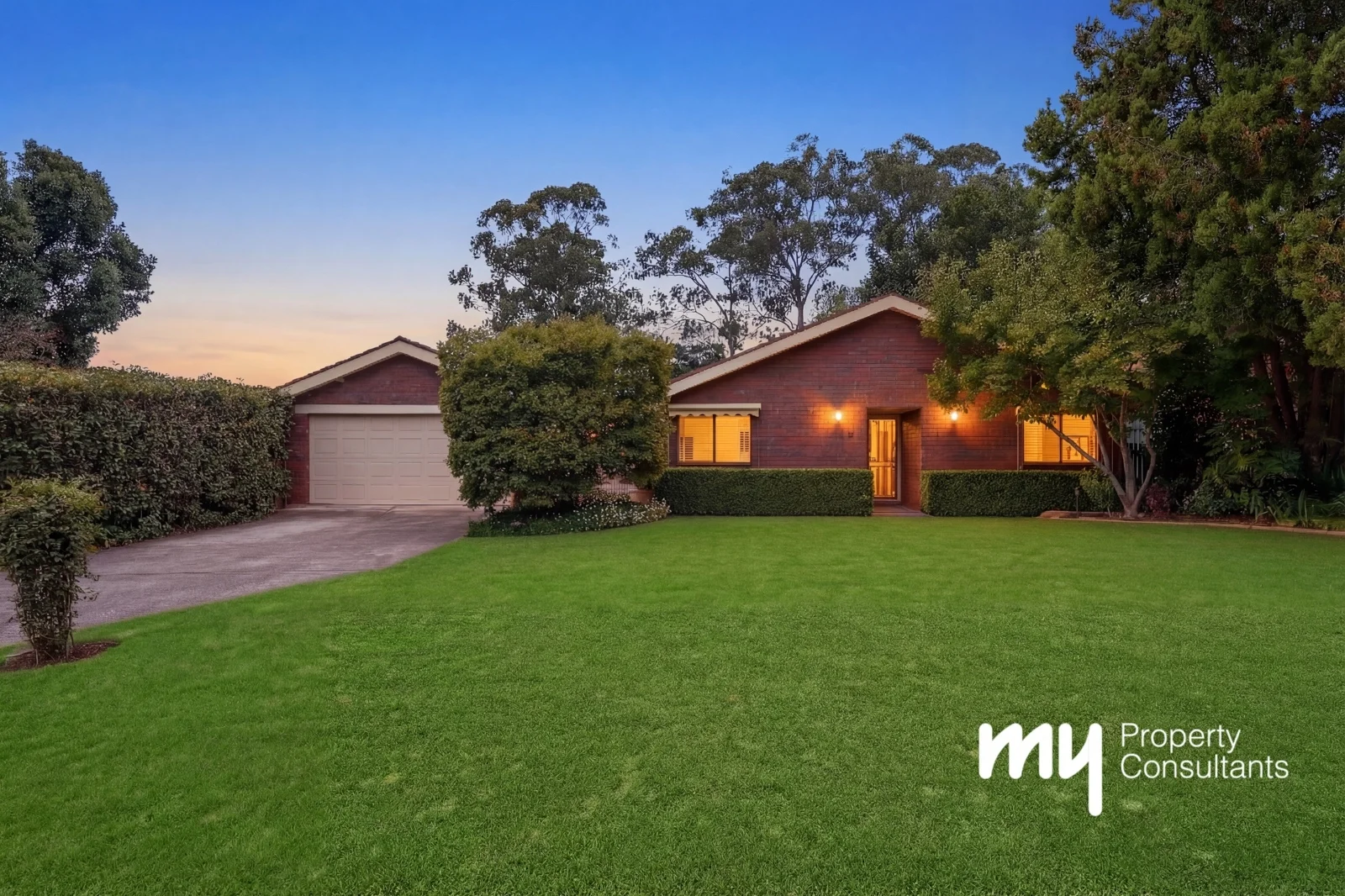 4 Taynish Avenue, Camden South NSW 2570