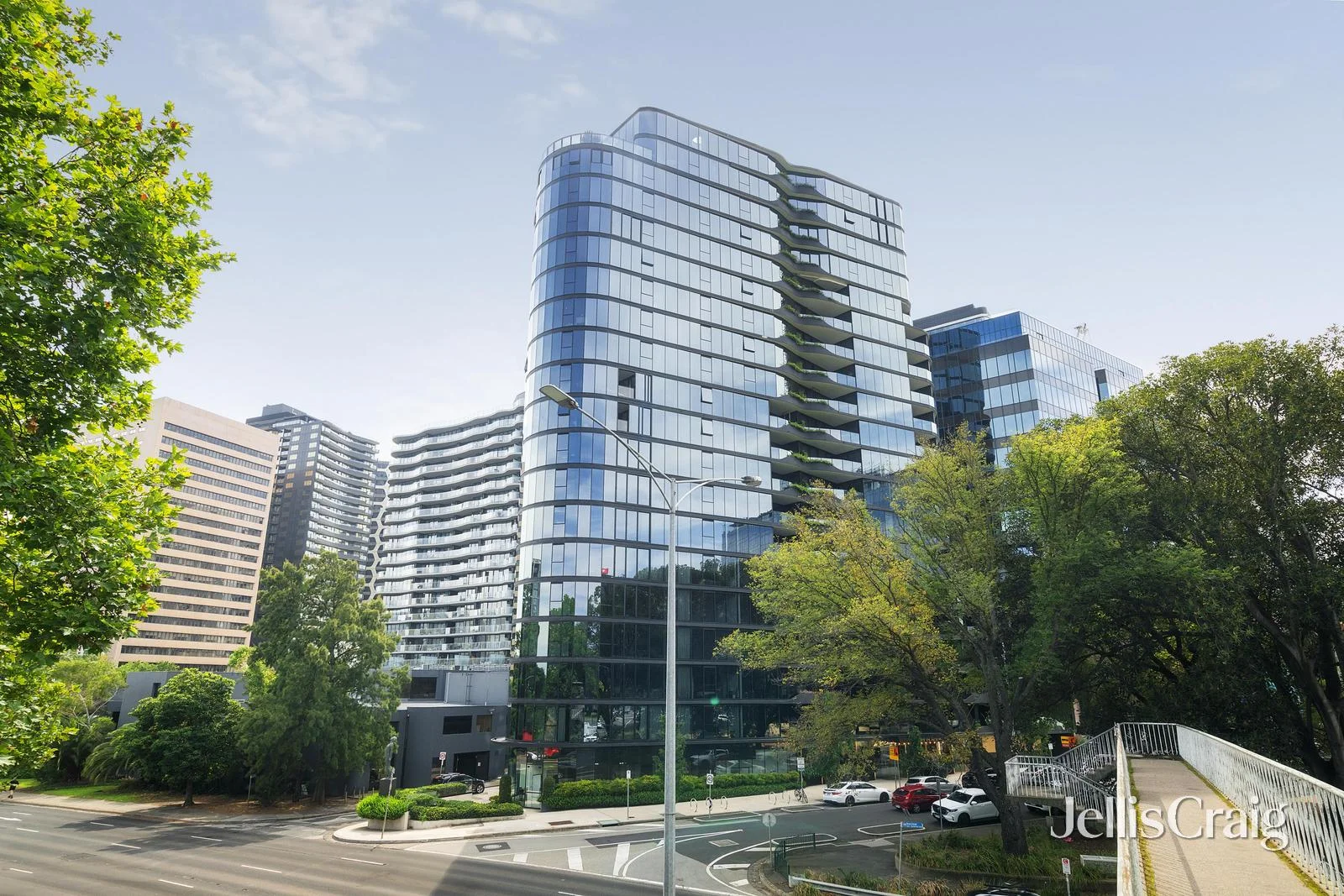 707/8 Bowen Crescent, Melbourne VIC 3004