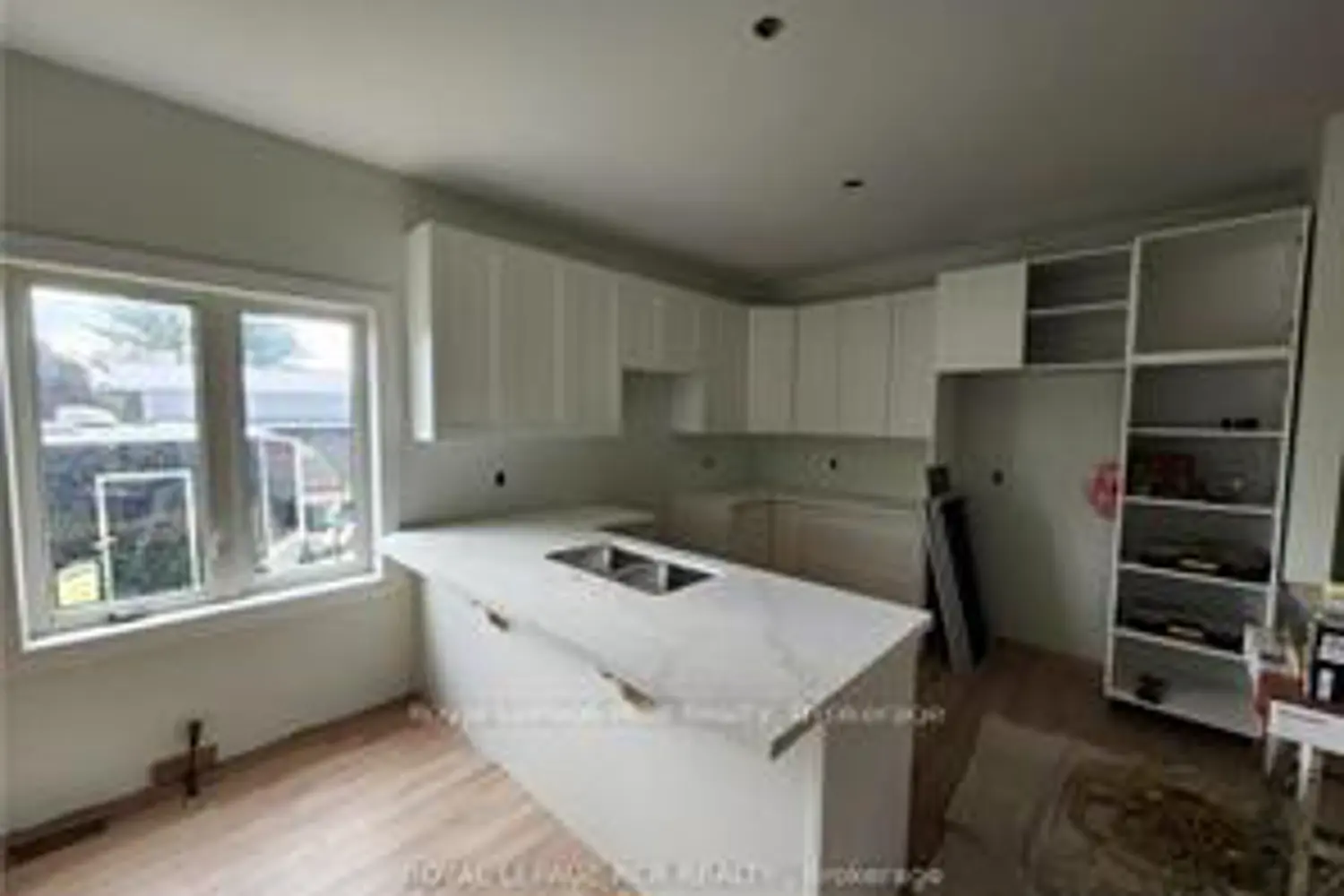 Additional image 4 of 140 Gold Street