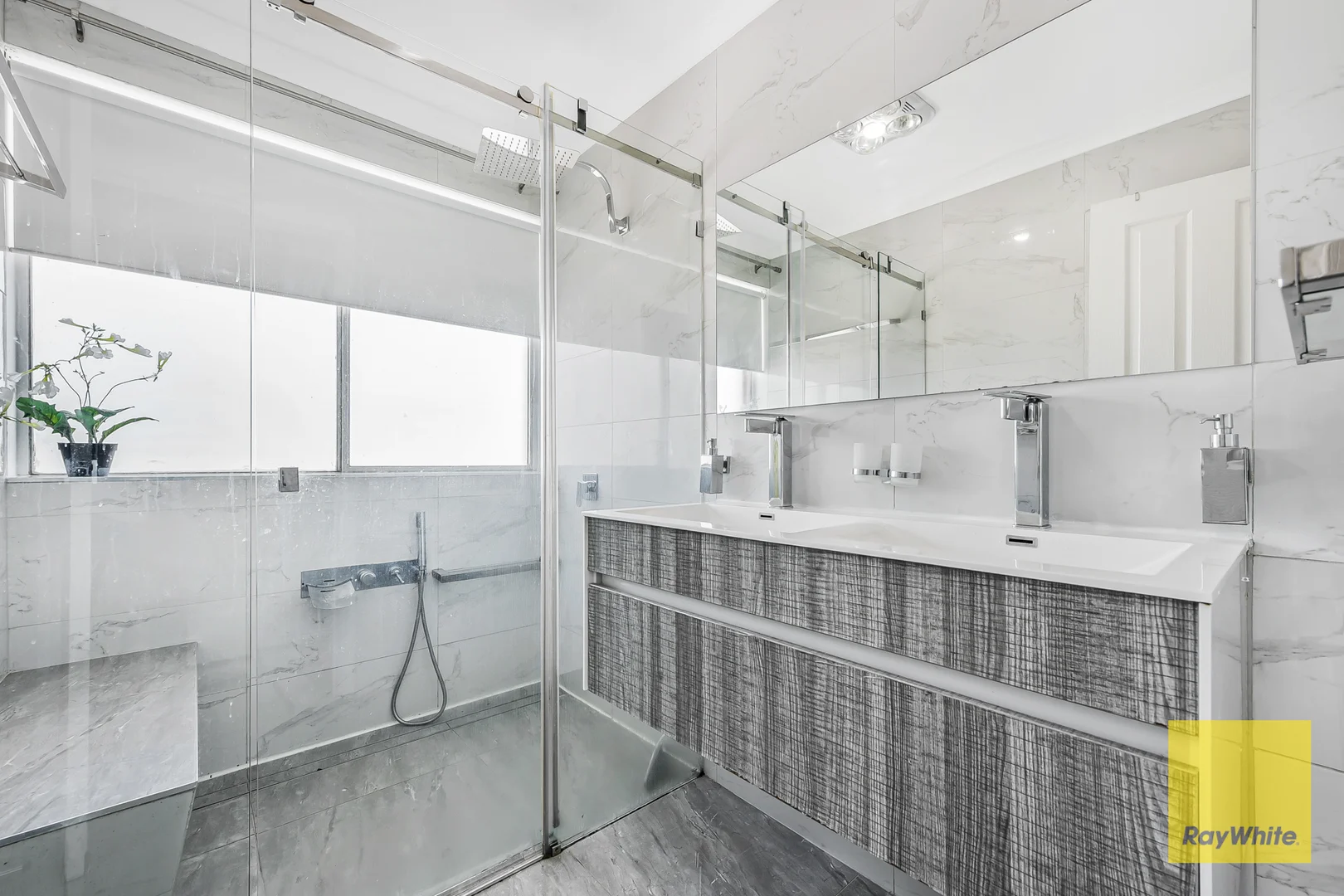 Additional image 8 of 1 Rapanea Court, Endeavour Hills VIC 3802