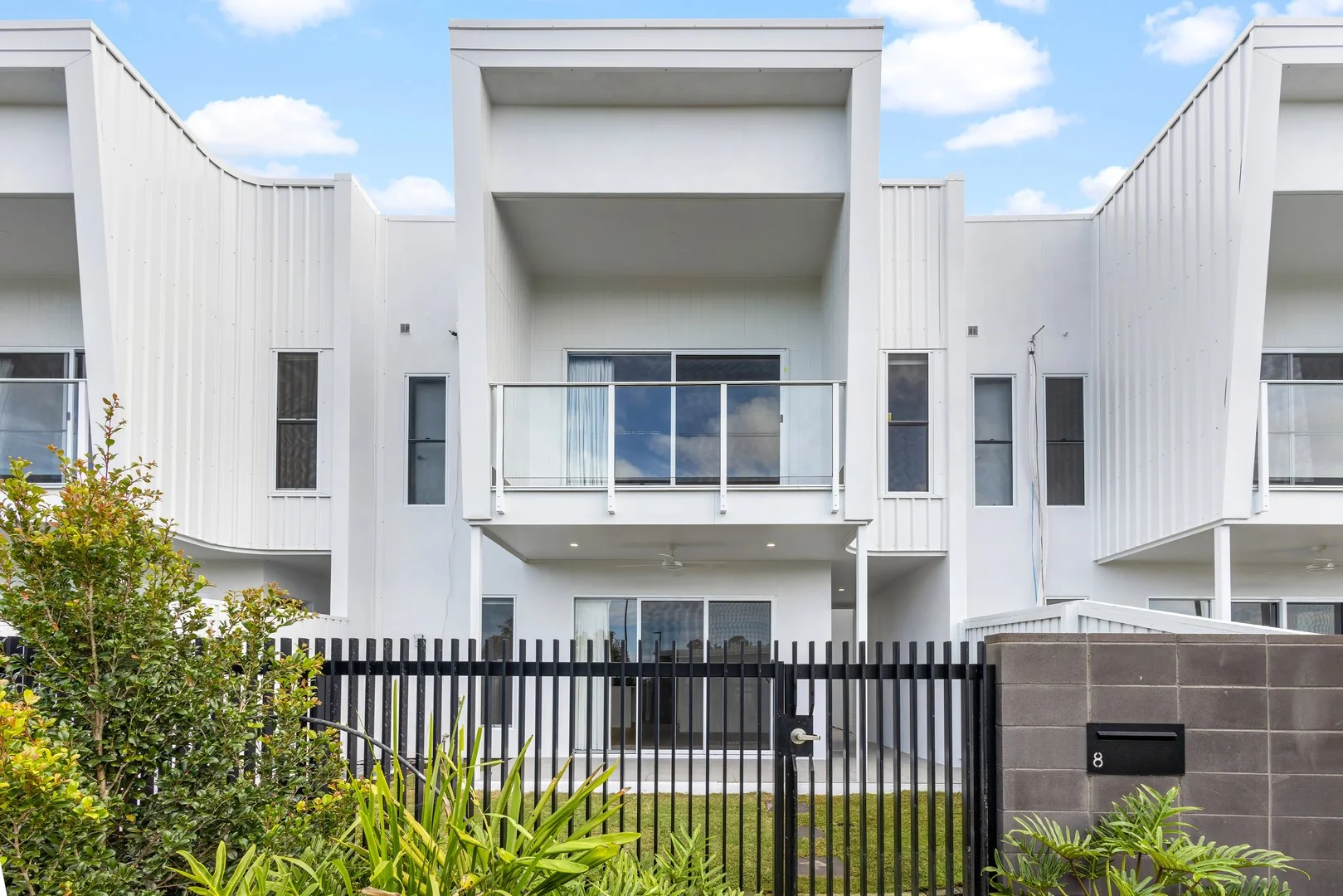 8 Balmy Walk, Palmview QLD 4553