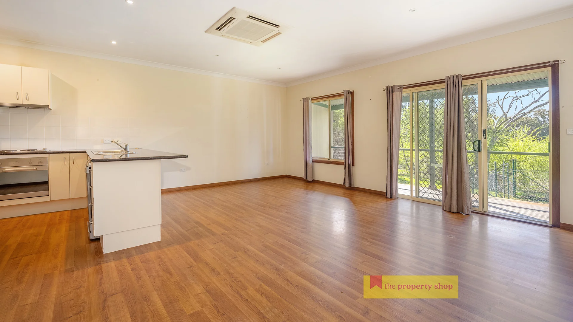 2/11 Mulgoa Way, Mudgee NSW 2850 photo 5