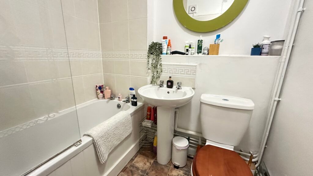 Additional image 7 of 2 bed flat for saleGipsy Lane, West Norwich NR5