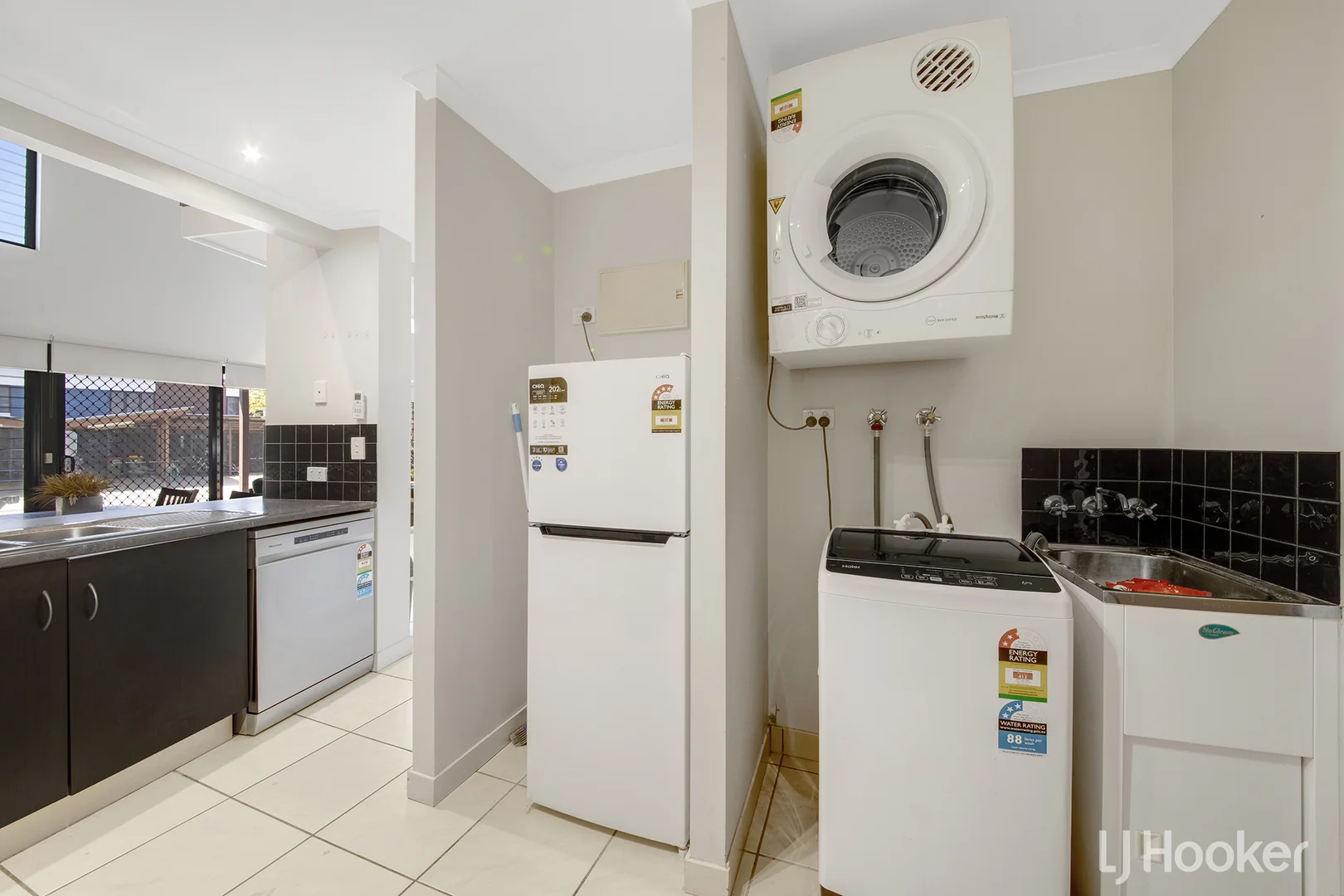 Additional image 8 of 3/34 Marten Street, South Gladstone QLD 4680