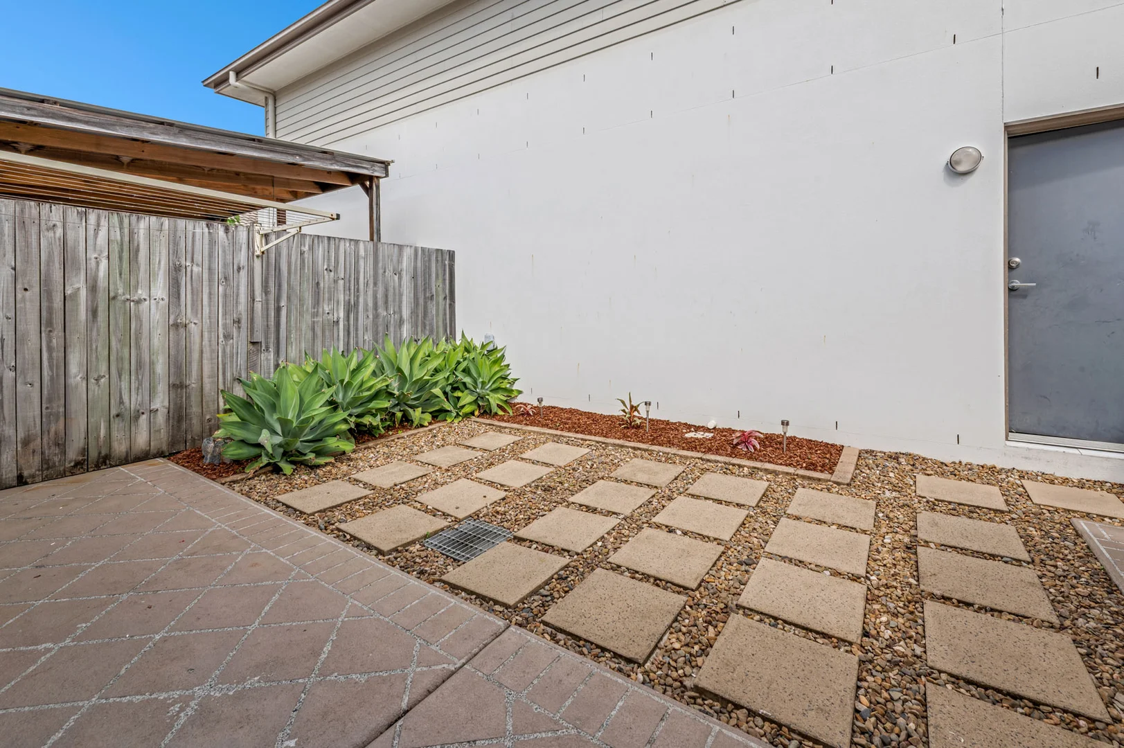 2/36 Seashell Avenue, Coomera QLD 4209 photo 5